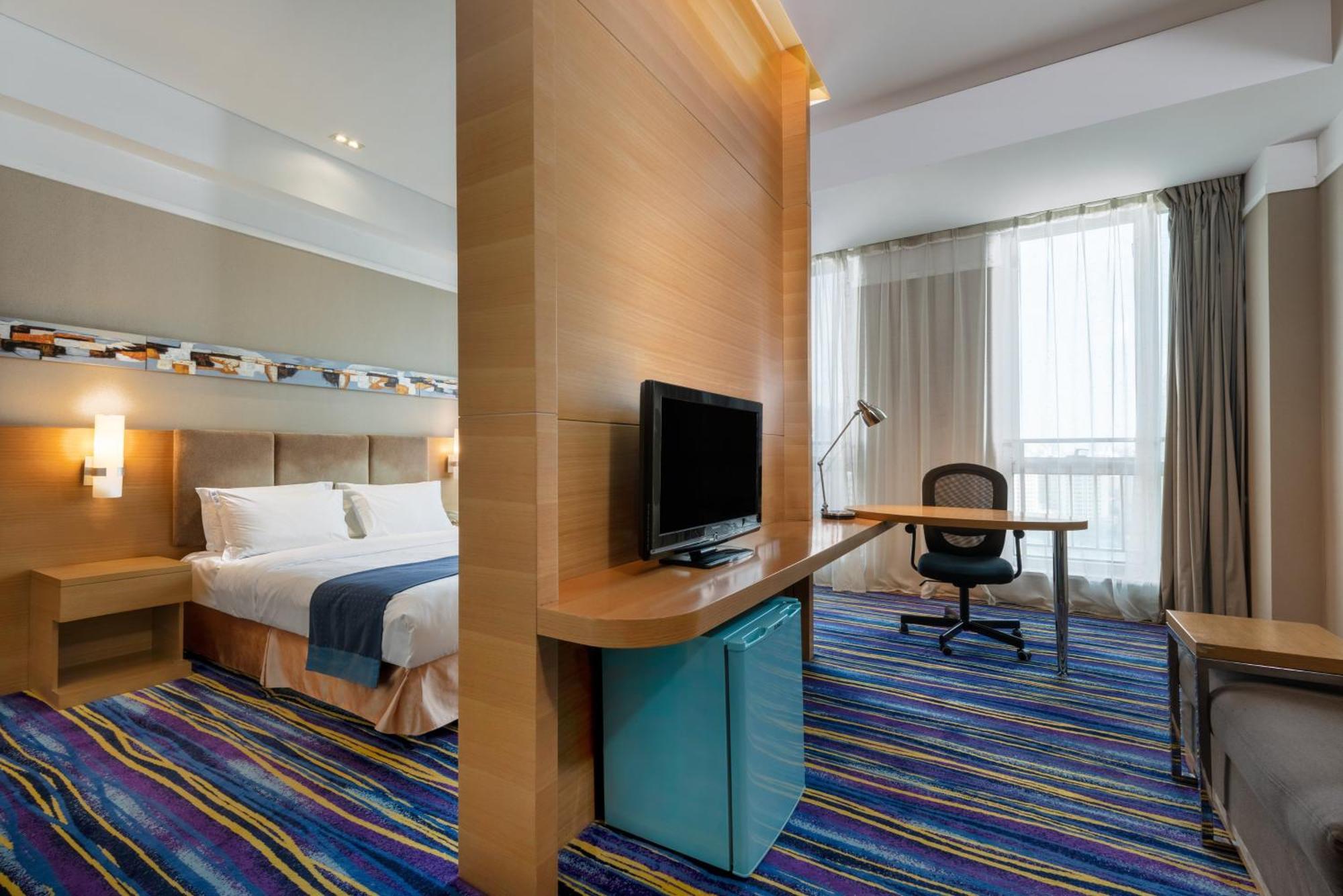 Holiday Inn Express Tianjin Heping By Ihg Exterior photo
